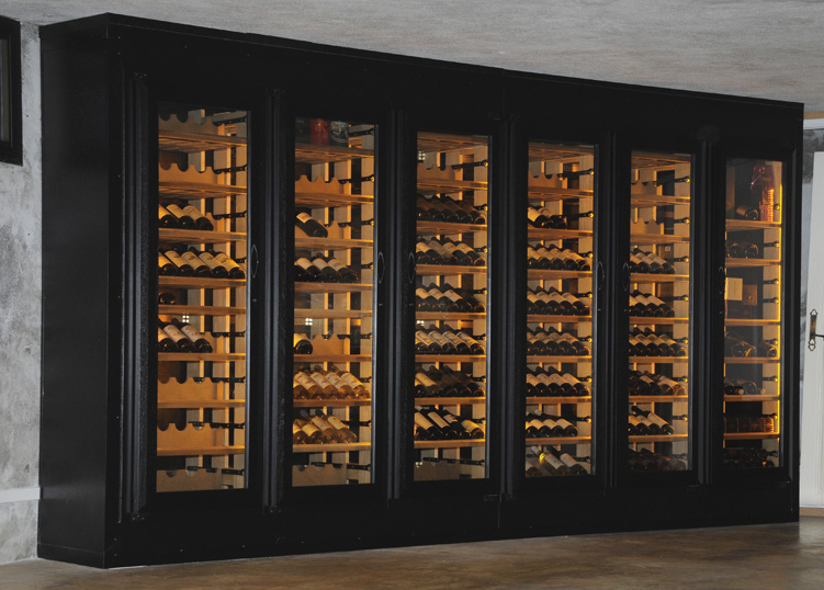 Cave a vin sur mesure, vitrée, de luxe fabricant Tastvin (PACA)